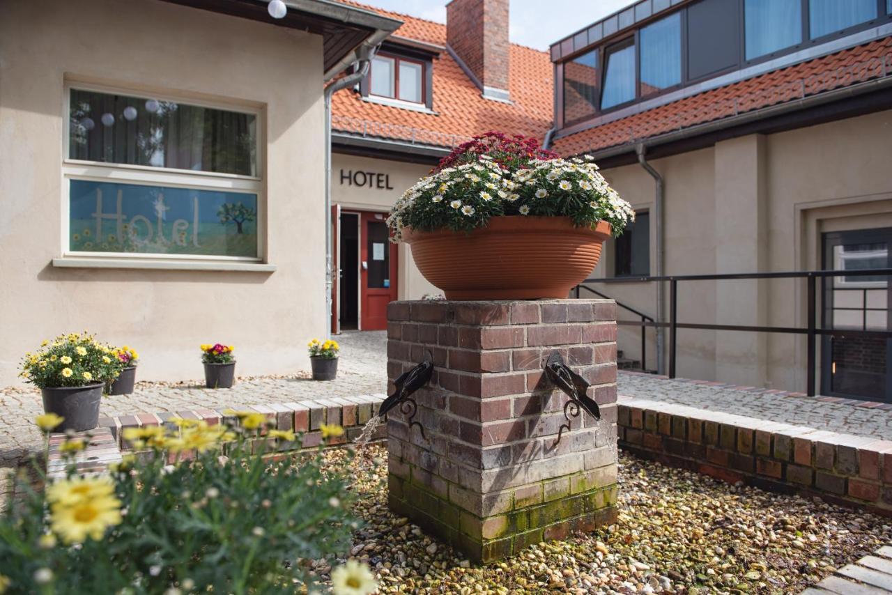 Landhotel Diana Teltow Exterior photo